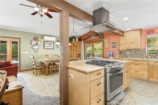 30260 San Timoteo Canyon, Redlands, CA 92373