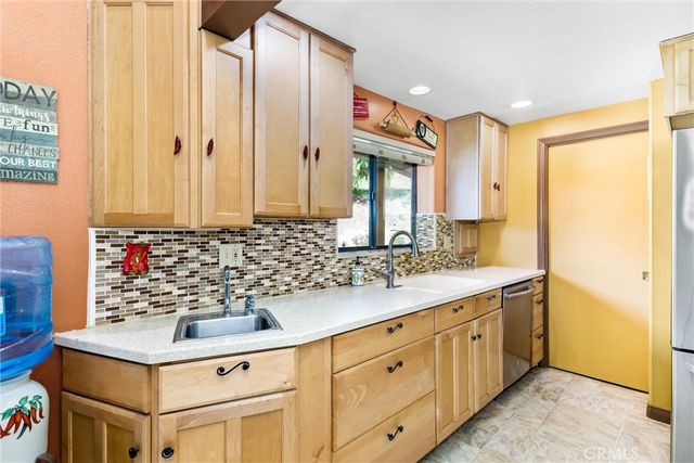 30260 San Timoteo Canyon, Redlands, CA 92373