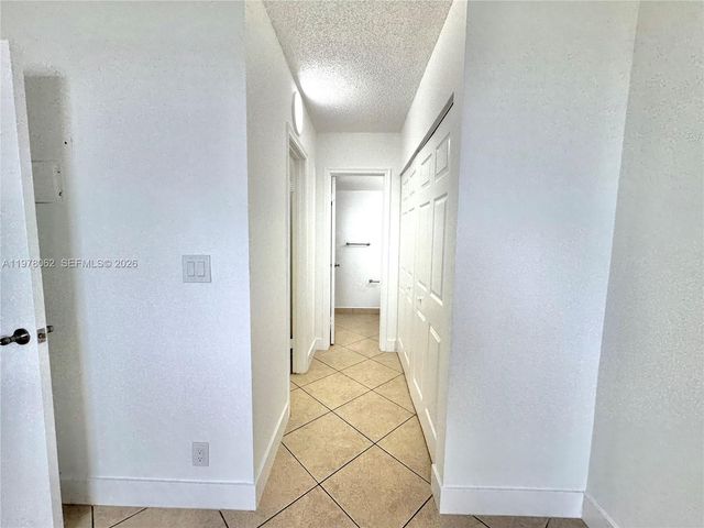 2401 Riverside Dr 407-B, Coral Springs, FL 33065