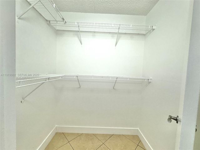 2401 Riverside Dr 407-B, Coral Springs, FL 33065