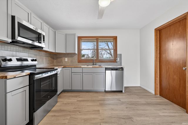 236 W 400 South, Kokomo, IN 46902