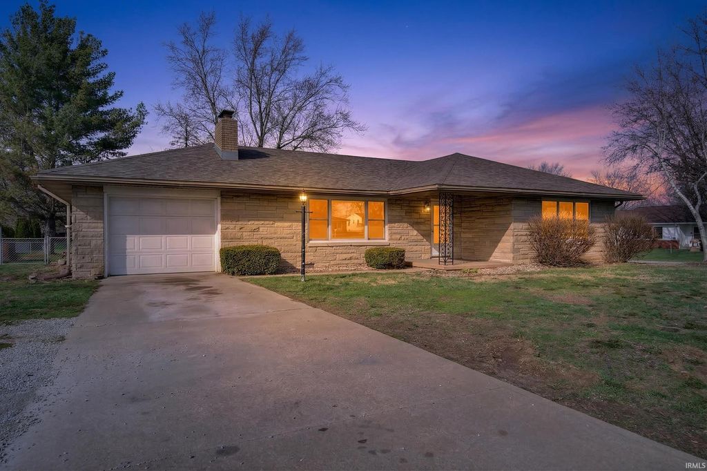 236 W 400 South, Kokomo, IN 46902