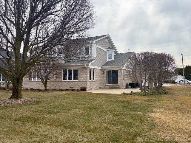 10438 Saint John Drive, Algonac, MI 48001