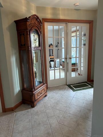 10438 Saint John Drive, Algonac, MI 48001