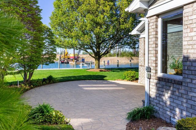 10438 St John Drive, Algonac, MI 48001