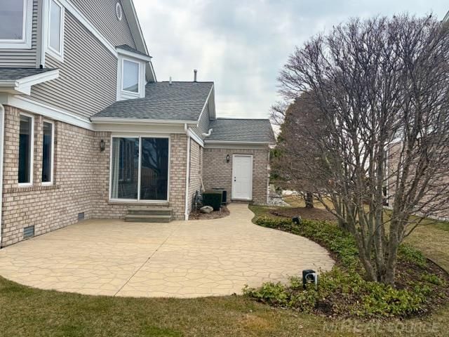 10438 Saint John Drive, Algonac, MI 48001