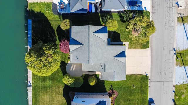 10438 St John Drive, Algonac, MI 48001