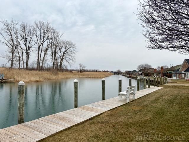 10438 Saint John Drive, Algonac, MI 48001