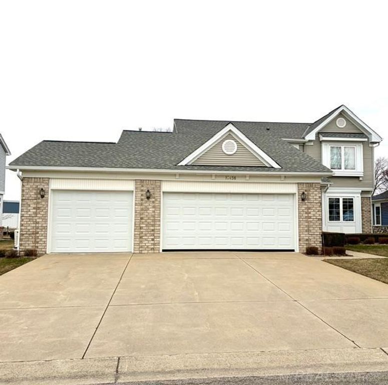 10438 Saint John Drive, Algonac, MI 48001