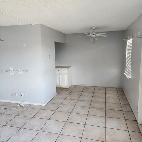 339 Southampton B 339, West Palm Beach, FL 33417