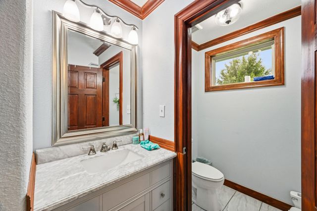 1664 Road 5601, Cleveland, TX 77327