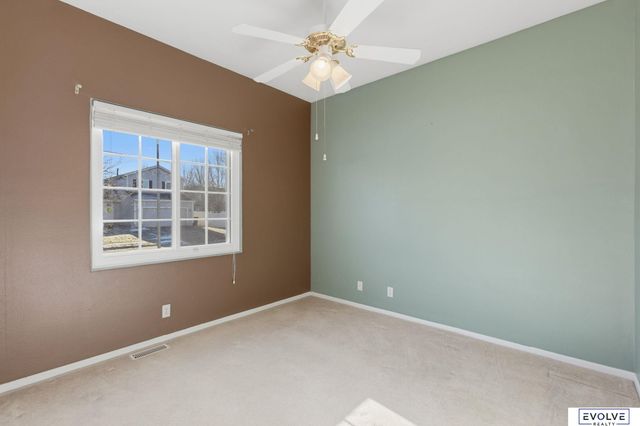 15062 Redman Avenue, Omaha, NE 68116