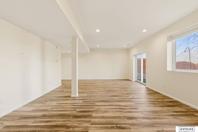 15062 Redman Avenue, Omaha, NE 68116