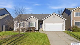 15062 Redman Avenue, Omaha, NE 68116