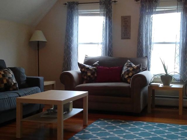 1078 South St 3, Boston, MA 02131