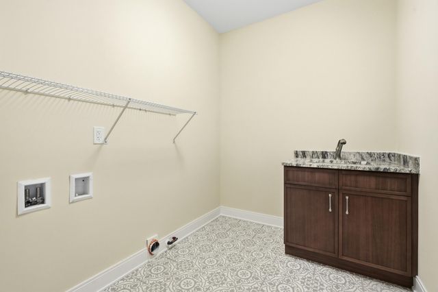 7342 Brookhaven Drive, Crown Point, IN 46307