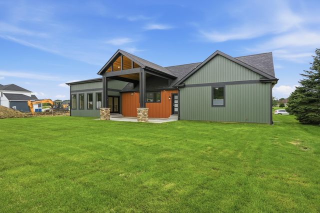 7342 Brookhaven Drive, Crown Point, IN 46307