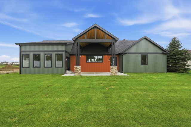 7342 Brookhaven Drive, Crown Point, IN 46307