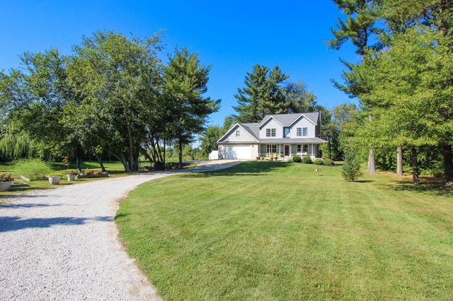 156 Lee Drive, Kouts, IN 46347