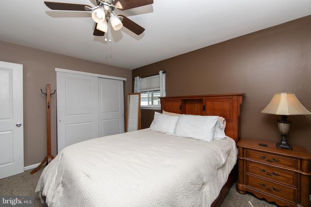 413 VIRGINIA DR, Browns Mills, NJ 08015