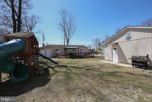 413 VIRGINIA DR, Browns Mills, NJ 08015