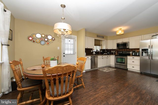 413 VIRGINIA DR, Browns Mills, NJ 08015