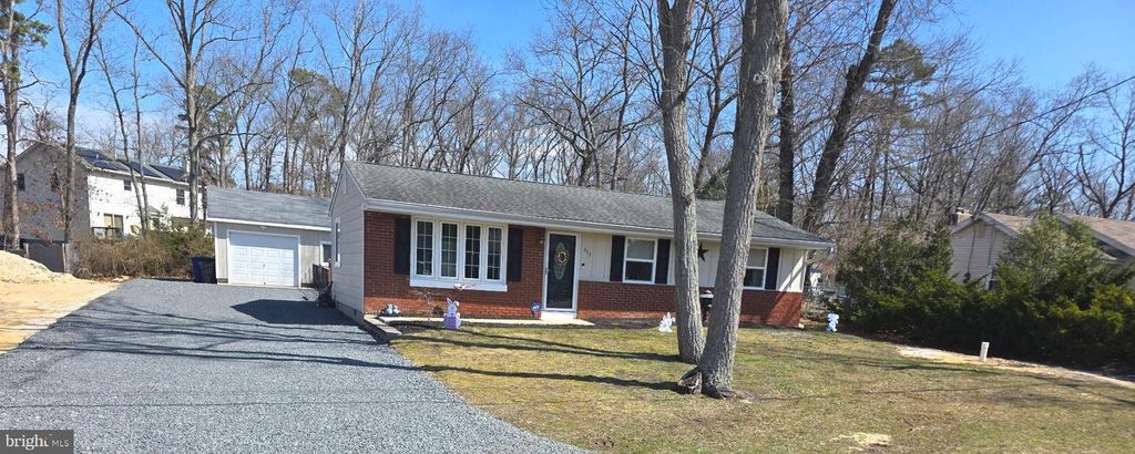 413 VIRGINIA DR, Browns Mills, NJ 08015