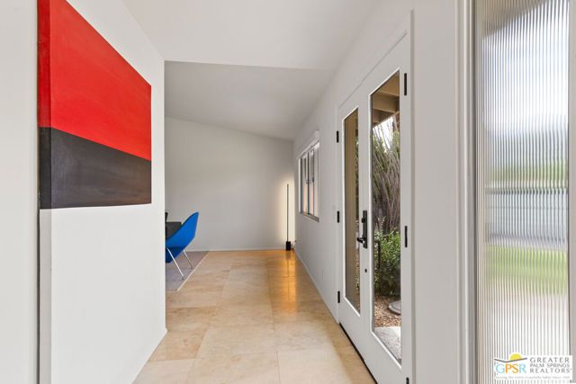 530 N Calle Rolph, Palm Springs, CA 92262