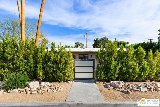 530 N Calle Rolph, Palm Springs, CA 92262