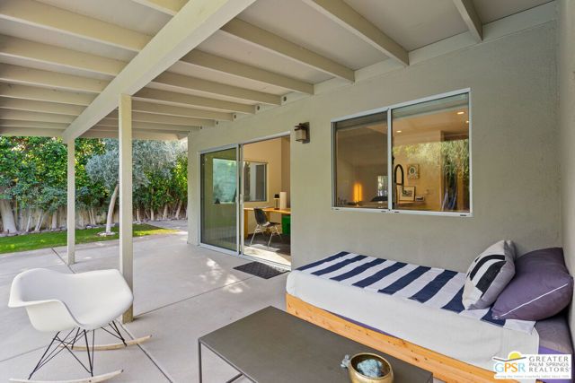 530 N Calle Rolph, Palm Springs, CA 92262