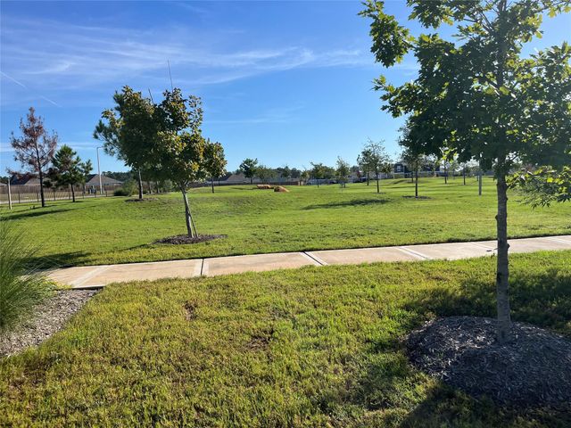 16154 Sugar Falls Drive, Conroe, TX 77303