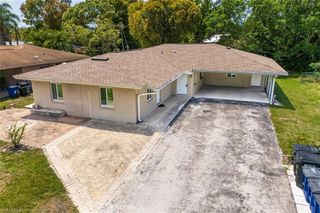 5826 Algiers ST, Fort Myers, FL 33919