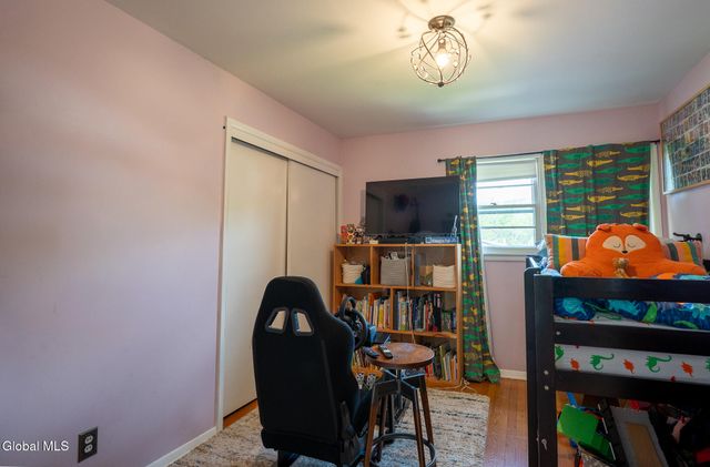 86 Harris Avenue, Albany, NY 12208