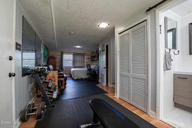 86 Harris Avenue, Albany, NY 12208