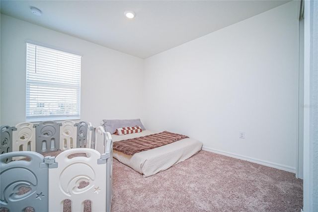 895 OVERPOOL AVENUE, Davenport, FL 33896