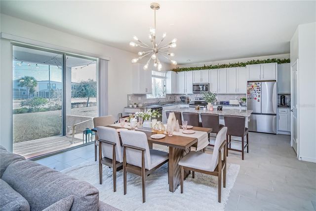 895 OVERPOOL AVENUE, Davenport, FL 33896