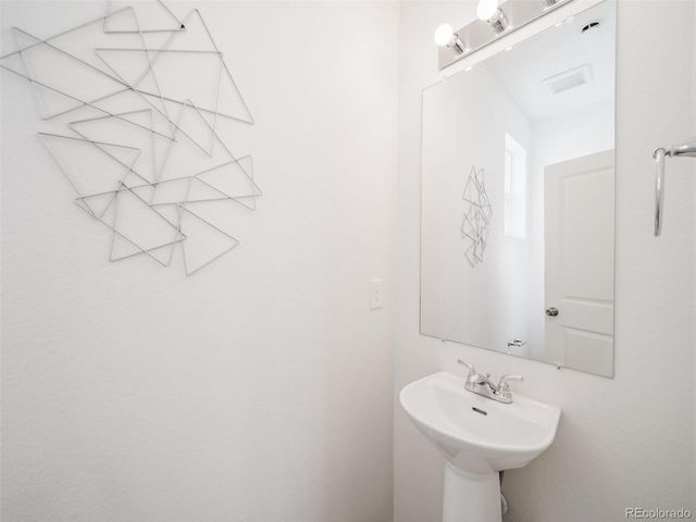 3422 Pearwood Drive, Johnstown, CO 80534