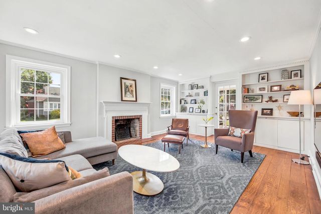 351 MILL RD, Havertown, PA 19083