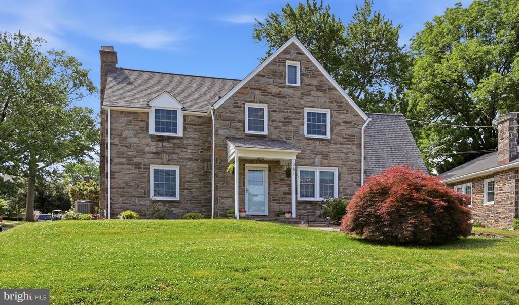 351 MILL RD, Havertown, PA 19083