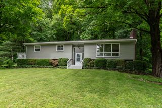41 Mountain Drive, Pleasant Valley, NY 12569