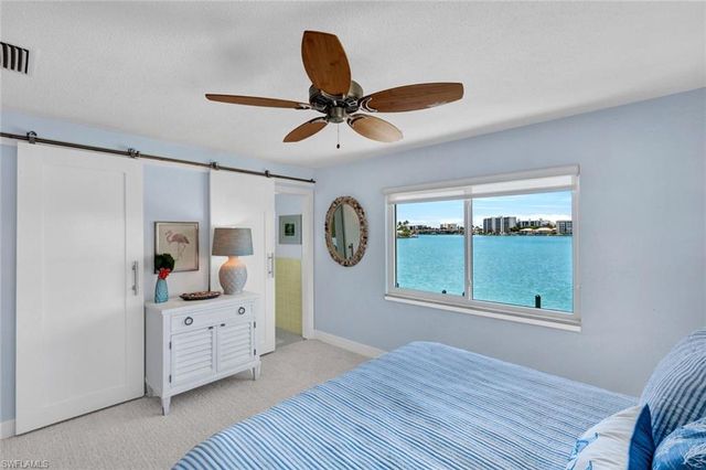 388 Harbour DR 388, Naples, FL 34103