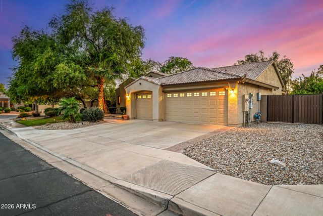 5612 N 134TH Drive, Litchfield Park, AZ 85340