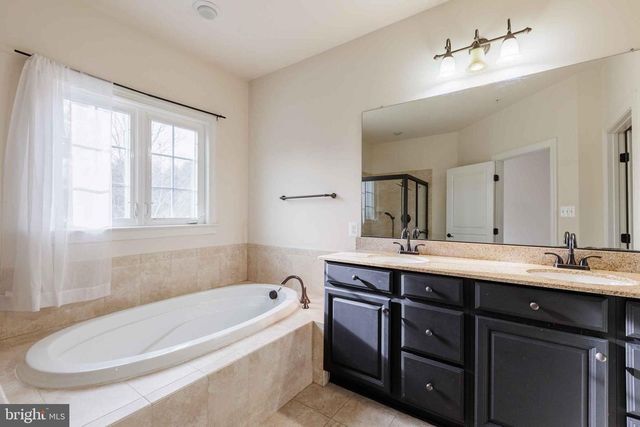 9733 BRAIDWOOD TER, Frederick, MD 21704