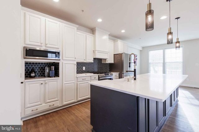 9733 BRAIDWOOD TER, Frederick, MD 21704