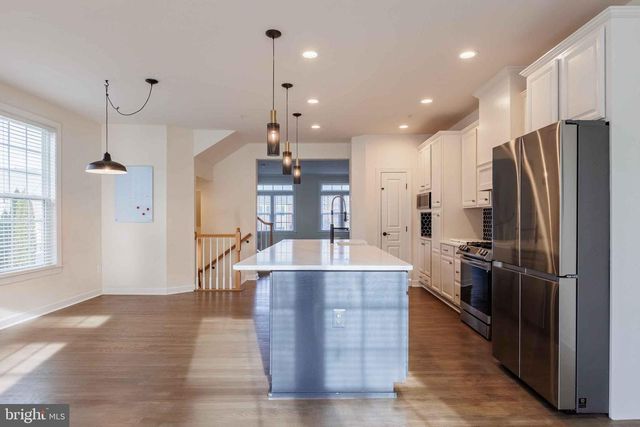 9733 BRAIDWOOD TER, Frederick, MD 21704