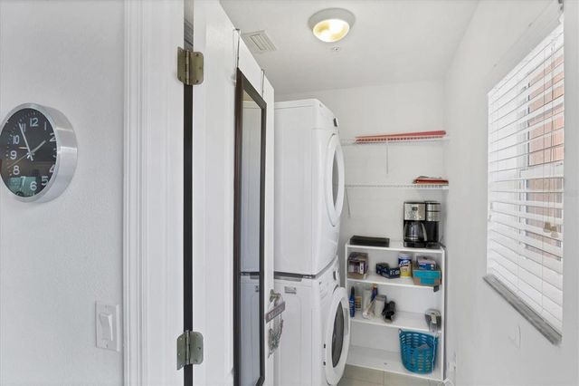1613 GONDOLA PARK DRIVE 1613, Venice, FL 34292