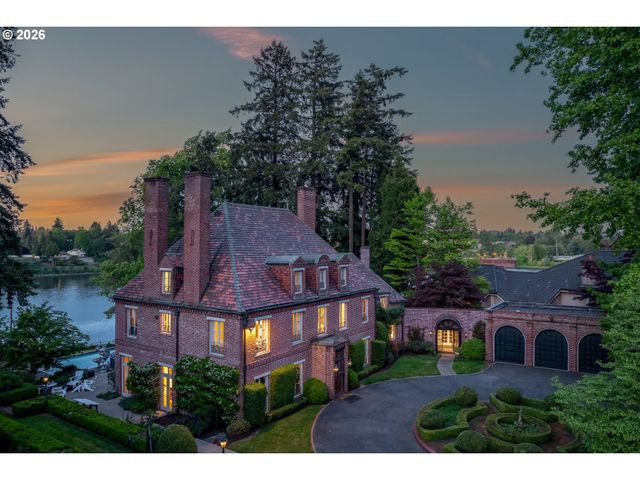 11522 S RIVERWOOD Rd, Portland, OR 97219