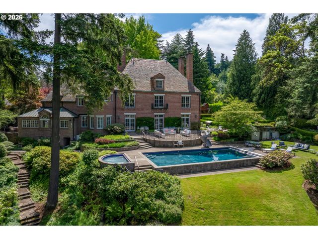 11522 S RIVERWOOD Rd, Portland, OR 97219