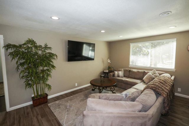 1296 Conference Drive, Scotts Valley, CA 95066