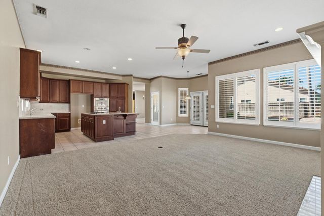 2717 Vestrella Dr, Modesto, CA 95356